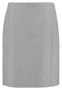 Grå ullkjol, figursydd silhuett, knälång, mjuk textur, minimala sömnadsdetaljer och inga synliga knappar eller dekorationer.