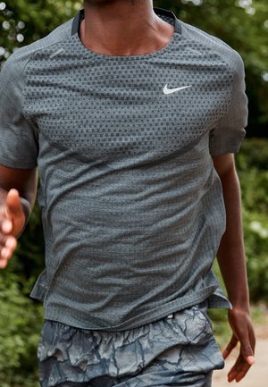 Sport T-shirt - black