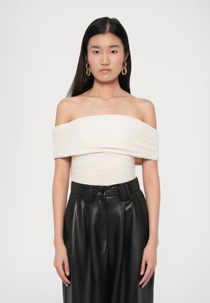Top - cream