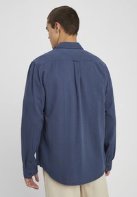 BZB TEXTURÉE UNIE DROITE - Chemise - bleu foncé