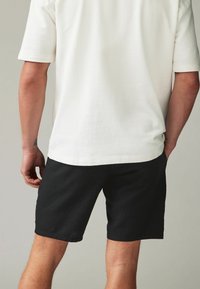 Next REGULAR FIT - Šortky - black