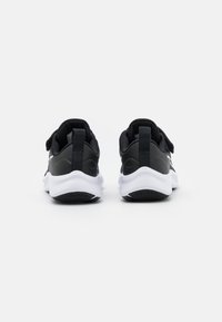 Nike Performance STAR RUNNER 3 UNISEX - Scarpe da corsa su strada - black/dark smoke grey