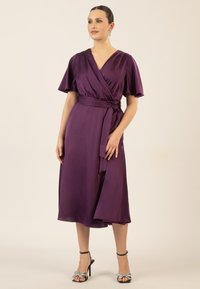 Apart MIDI - Cocktailkleid/festliches Kleid - pflaume