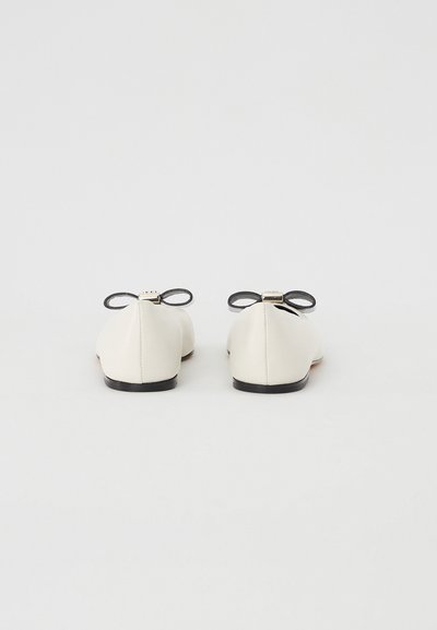 Casadei BALLET - Balerina cipők - ecru'/nero