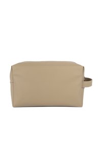 Borsa da toiletta rettangolare beige con tessuto testurizzato, chiusura con zip nella parte superiore e un manico laterale, su sfondo bianco.
