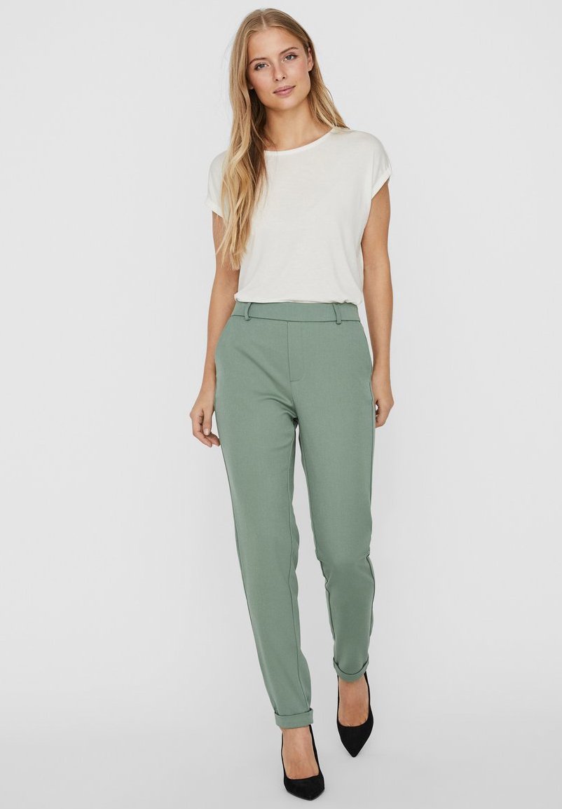 Vero Moda VMMAYA SOLID PANT - Pantaloni - laurel wreath/verde scuro -  Zalando.it