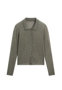 Grüne Langarm-Strickjacke aus weichem Strickstoff mit einem kragenlosen Ausschnitt, die über eine Knopfleiste auf der Vorderseite und gerippte Bündchen verfügt.