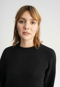 MELA FAIZA - Trui - schwarz