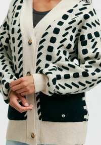 Emmamalena PIREN - Kofta - off-white