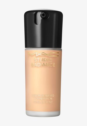 MAC STUDIO RADIANCE SERUM-POWERED FOUNDATION - Fond de teint - nc14.5