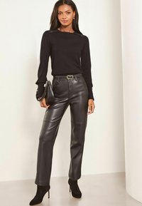 Lipsy SCALLOP - REGULAR FIT - Pullover - black