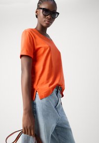 Esprit TEE - Βασικό μπλουζάκι - bright orange