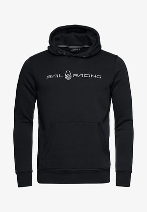 Czarna bluza z kapturem wykonana z miękkiego materiału, z przednią kieszenią kangurkową i białym logo "SAIL RACING" na klatce piersiowej.