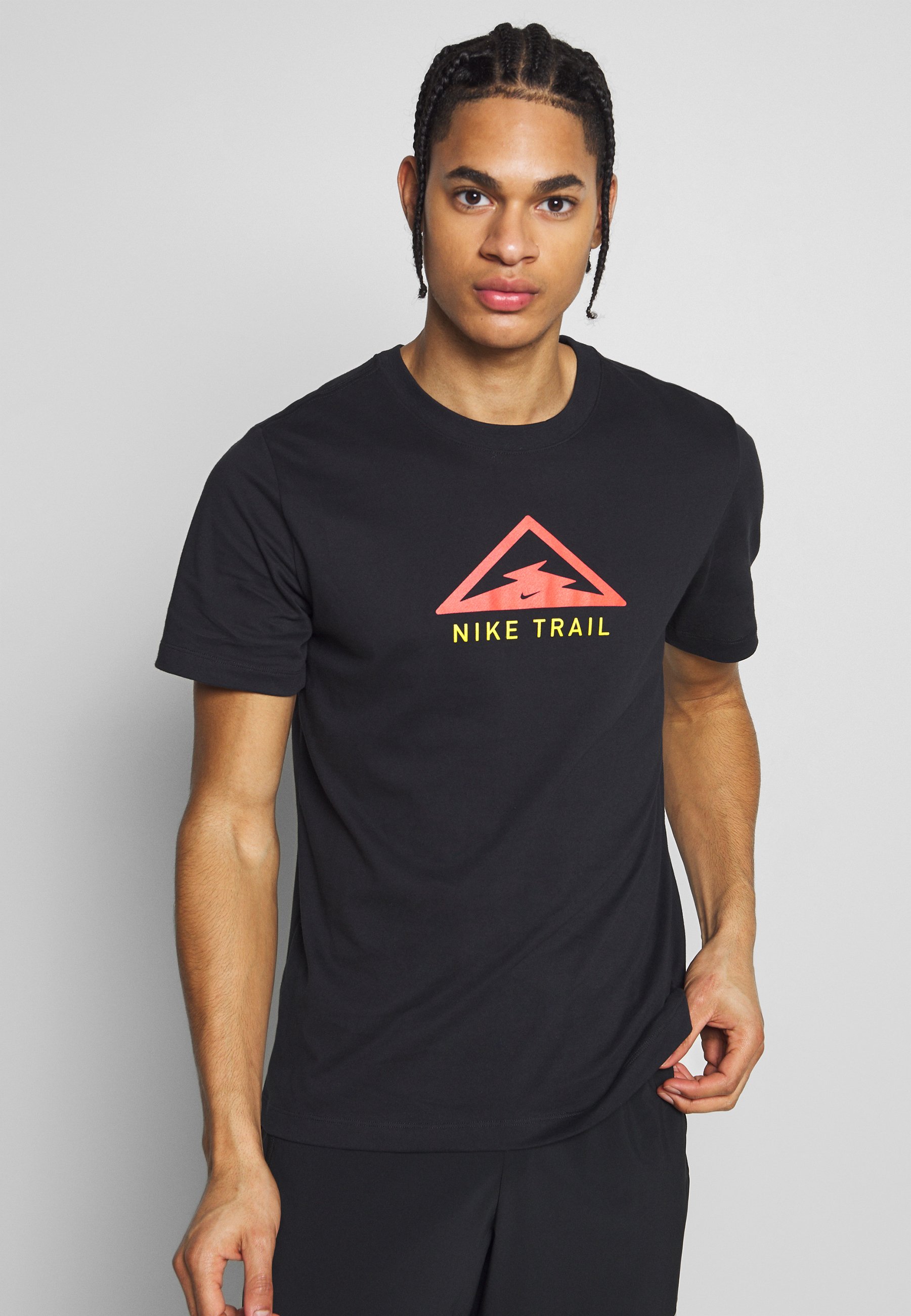 nike trail t shirt black