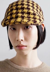 Borsalino BERRETTO PIATTO SFODERATO LOGO BANDIERINA - Gorro - yellow