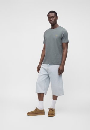 Lyle & Scott, LIGHTWEIGHT PLAIN 3 PACK - Basic T-shirt - chalk/cool indigo/green mercurial