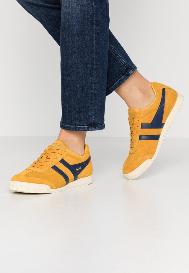 HARRIER - Joggesko - sun/navy