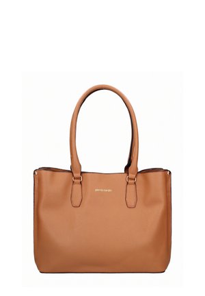 Sac cabas en cuir fauve avec deux anses et petit logo doré "pierre cardin" centré près du haut.
