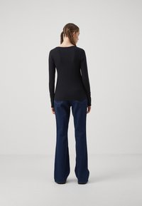 Abercrombie & Fitch ICON HENLEY - Pitkähihainen paita - black