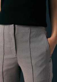 Next TALL FIT - SLIM SCULPTING  - Broek - brown