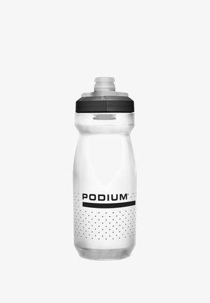 Bouteille d'eau de sport transparente avec bouchon noir et texte "PODIUM" au-dessus d'un motif en pointillés sur la moitié inférieure.