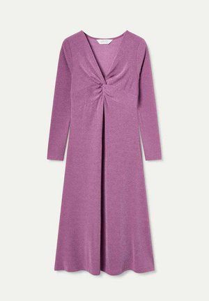 Vestido largo morado de manga larga con escote en V y detalle de nudo retorcido en la parte frontal, falda fluida, hecho de una suave tela elástica.