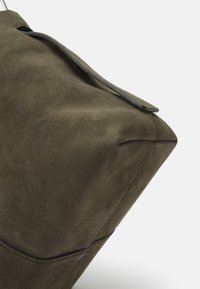 Becksöndergaard FRAYA SMALL BAG - Borsa a mano - army