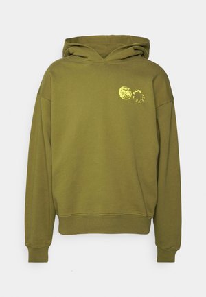 7 DAYS Active OVERSIZED GRAPHIC HOODIE UNISEX - Sportinis megztinis - capulet olive