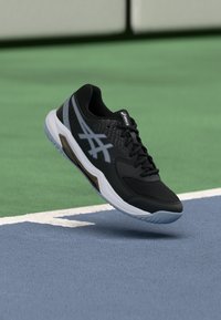 Neizbrano, black/grey blue