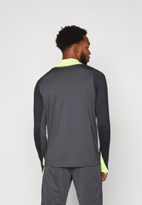Nike Performance STRIKE DRILL TOP - Longsleeve - anthracite/black/volt