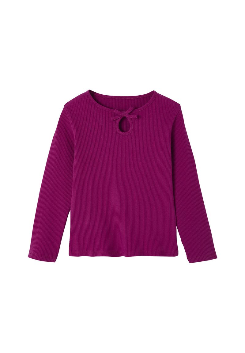 Lila gestreifter Langarm-Top mit runder Ausschnitt und einem kleinen Schlitzdetail, das eine Schleifenakzent am Hals aufweist.