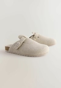 Pantofle - stone