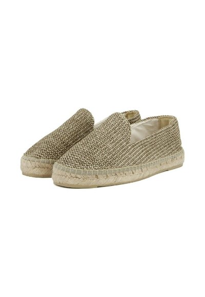 Espadrillas intrecciate beige con design slip-on, caratterizzate da una tomaia testurizzata e una suola in corda di juta naturale.