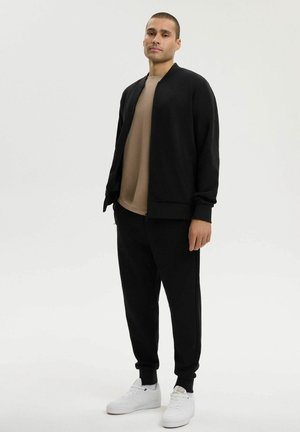 BASE - Kurtka Bomber