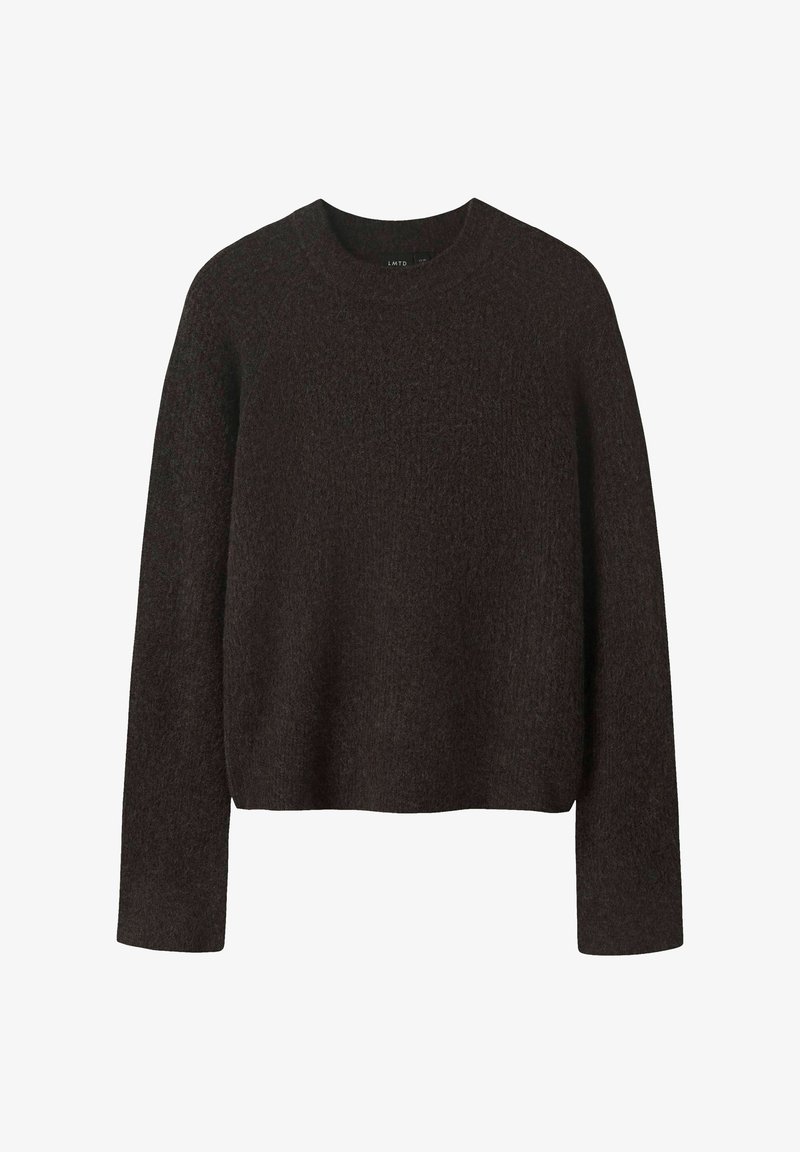 Tumedat pruunid kampsun tekstuurse viimistlusega, ümmarguse kaelusega ja pikkade varrukatega. Lihtne disain, mis on lõdva ja lühendatud istuvusega.