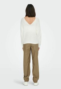 JDY JUSTY MAYA - Pullover - cloud dancer