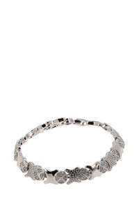 Hopeaketina hopea, joka sisältää toisiinsa kytkeytyviä tähti- ja ympyrämuotoja, teksturoituja koristeita ja sileitä kiillotettuja osia kontrastia varten.