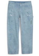 Puma MERCEDES-AMG PETRONAS CREW - Jeans Relaxed Fit - ocean tropic/blau ...