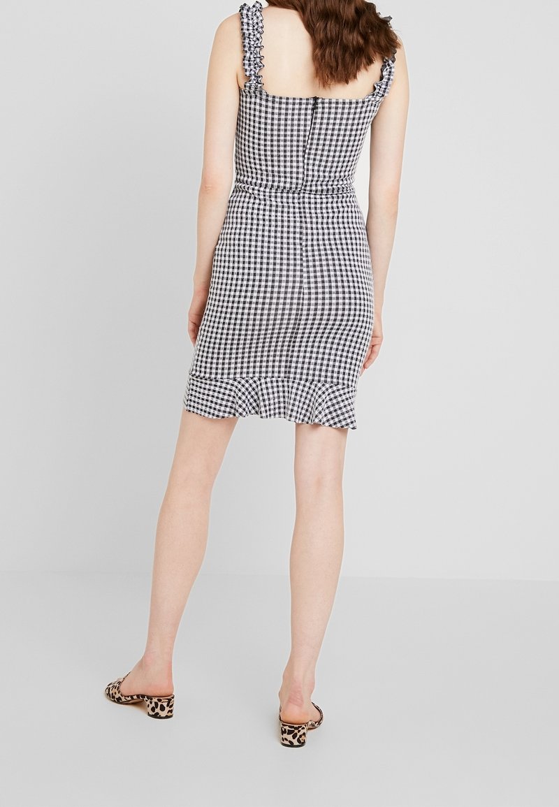 Missguided Jersey dress - black - (Pre-owned) - Zalando.ie