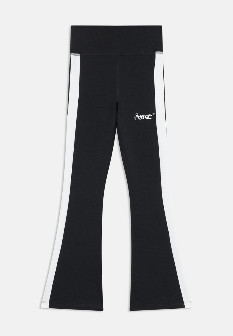 Čierne rozšírené legíny s bielymi bočnými panelmi a logom Nike na prednej strane. Vyrobené z elastického materiálu pre pohodlie.