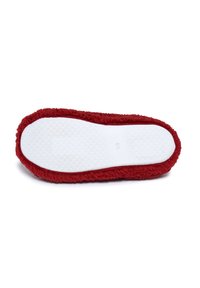 Rode pluche pantoffel met een gestructureerde witte rubberen zool. De bovenkant is pluizig en rond, wat zorgt voor een zachte, knusse uitstraling.