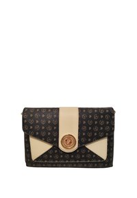Clutch bag nera a fantasia con pattina beige, accessori in oro e logo rotondo. Forma strutturata e materiale testurizzato.