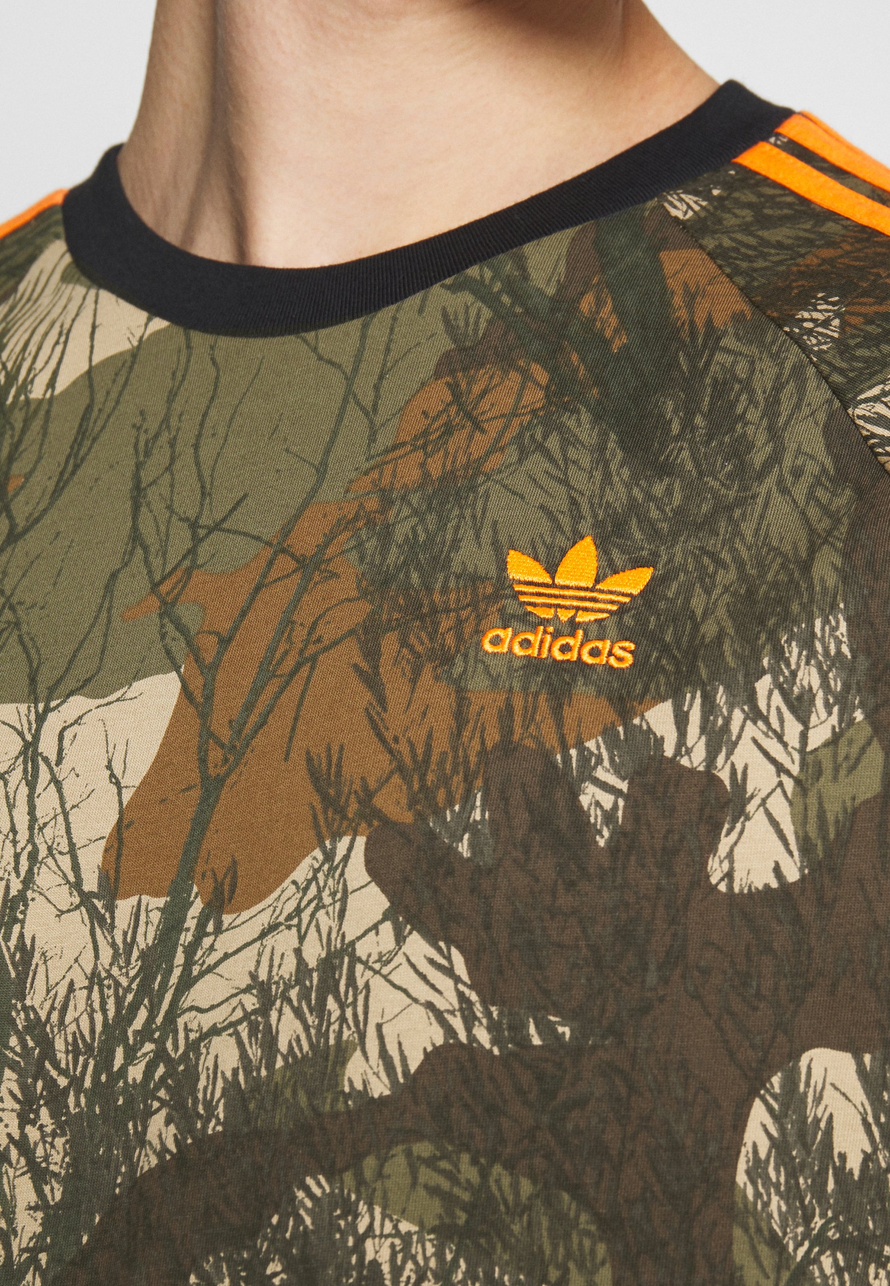 camo tee adidas