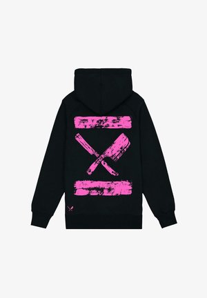 Zwarte hoodie met een grote roze grafische afbeelding op de achterkant, inclusief penseelstreekaccenten en gekruiste snijgereedschappen.