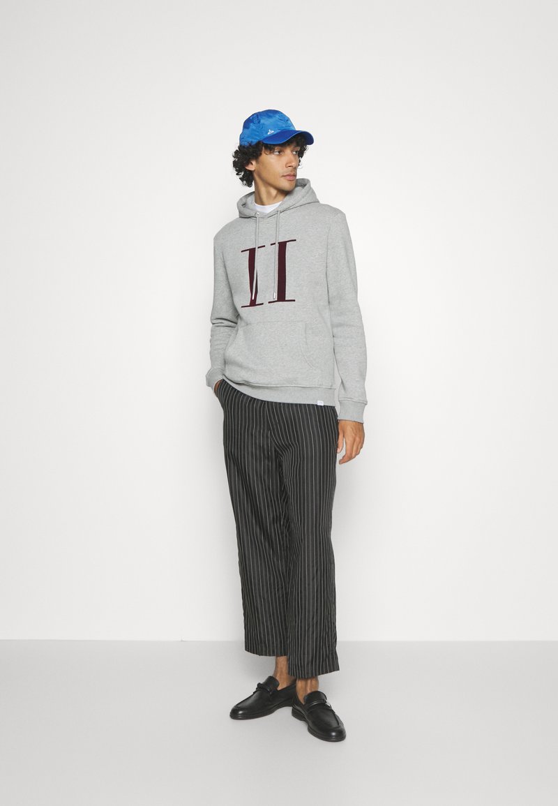 Les Deux ENCORE HOODIE - Sweat à capuche - light grey melange/bordeaux/gris  clair - ZALANDO.FR
