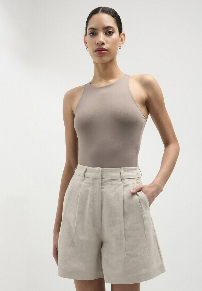 Thallo Silk Shorts Be0023 Beige