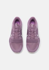 Nike Performance MC TRAINER 2 fioletowy