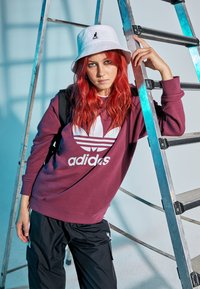 adidas Originals CREW - Sportska majica - bordeaux