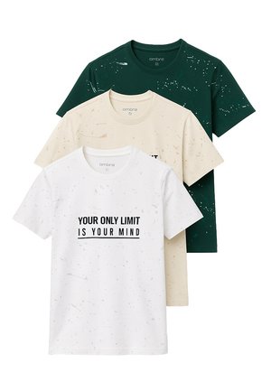 - T-shirt z nadrukiem