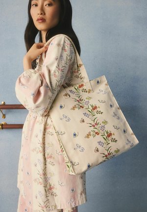 Cath Kidston, ECRU LARGE BOOK BAG - Tote bag - ecru flutter stripe